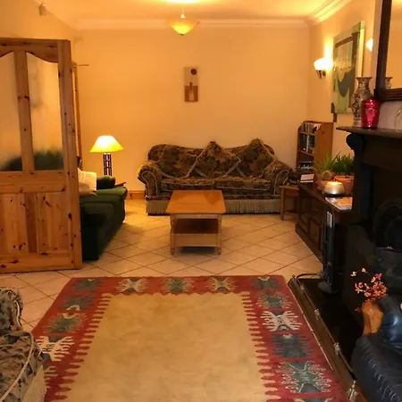 Konukevi Aasleagh House *